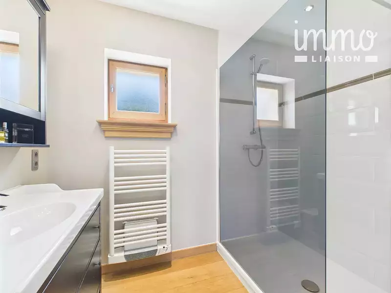 Maison, 266 m²