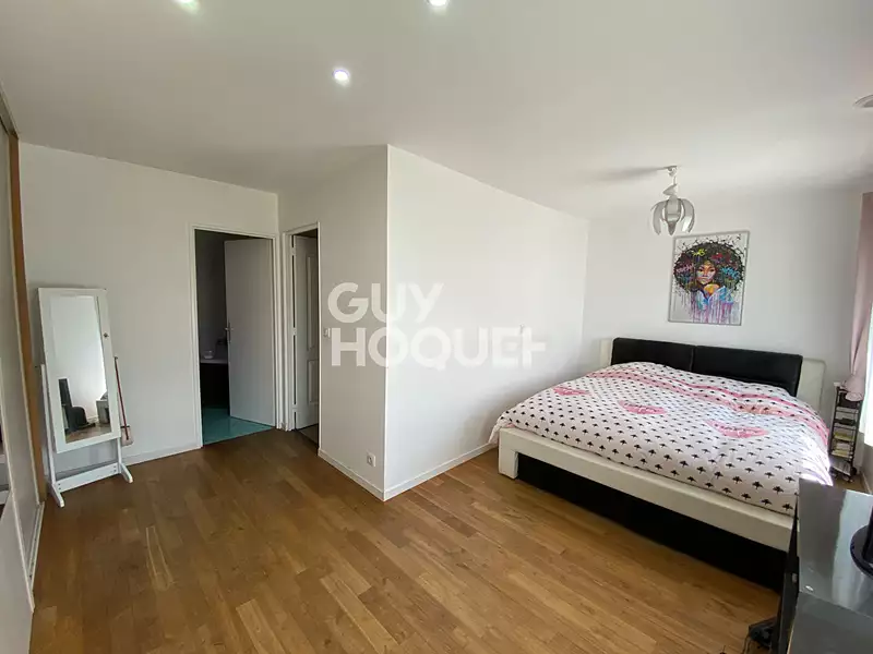 Maison, 180 m²