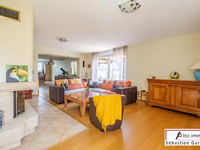 Maison, 228,41 m²