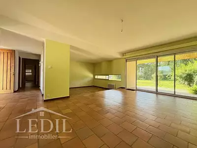 Maison, 131 m²