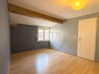 Immeuble, 135 m²