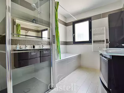 Maison, 122 m²