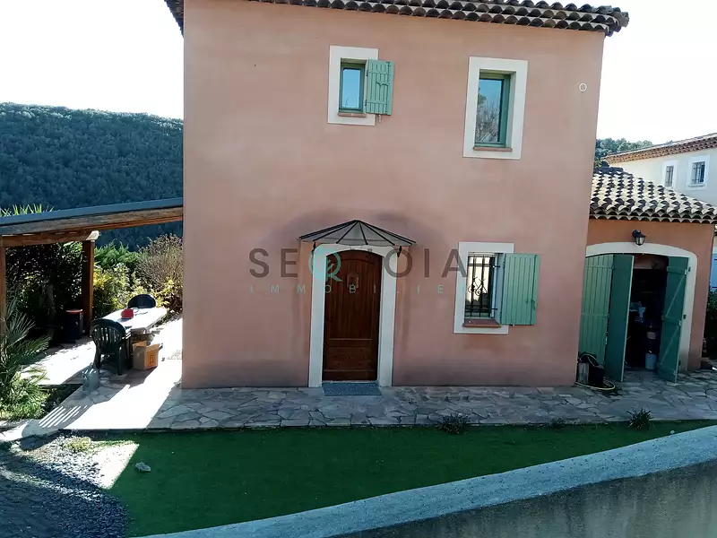 Maison, 106 m²