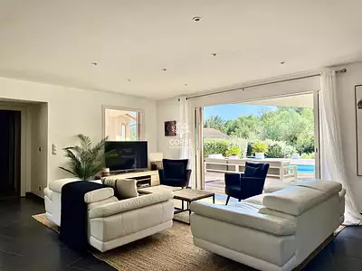 Maison, 201 m²