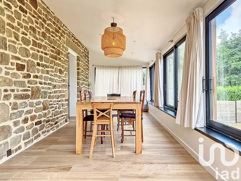 Maison, 216 m²