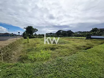 Terrain, 1 475 m²