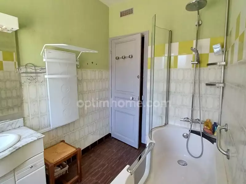 Maison, 210 m²