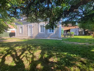 Maison, 215 m²