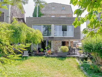 Maison, 230 m²