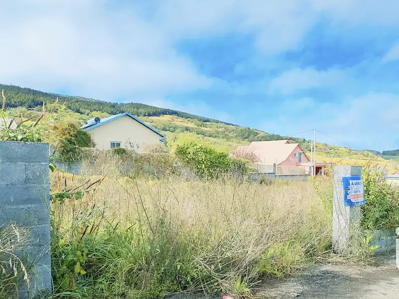 Terrain, 512 m²