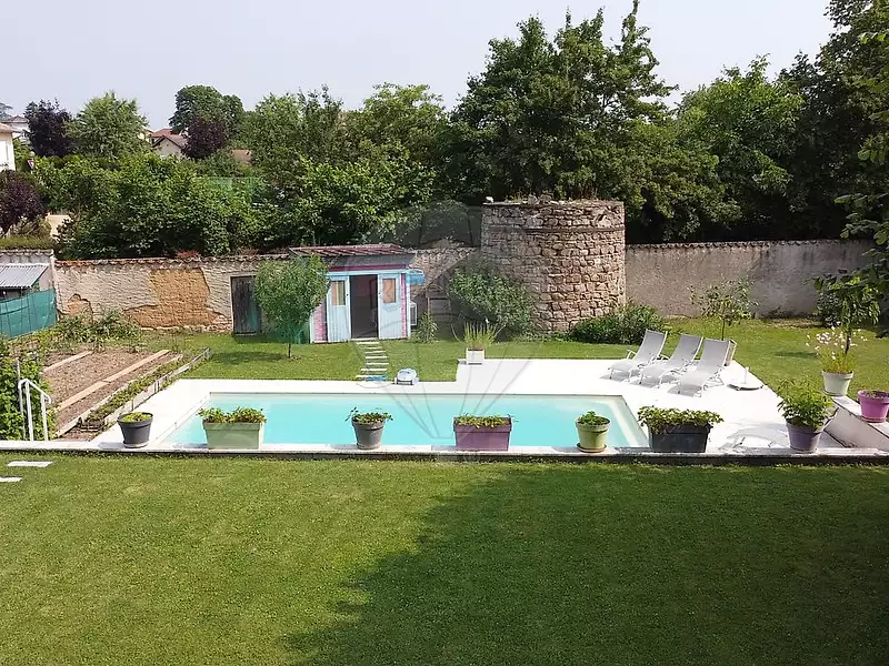 Maison, 296 m²