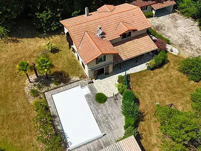 Maison, 220 m²