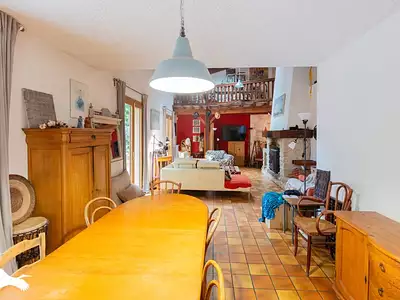 Maison, 280 m²