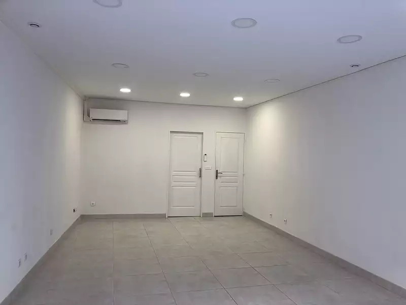 Immeuble, 84,72 m²