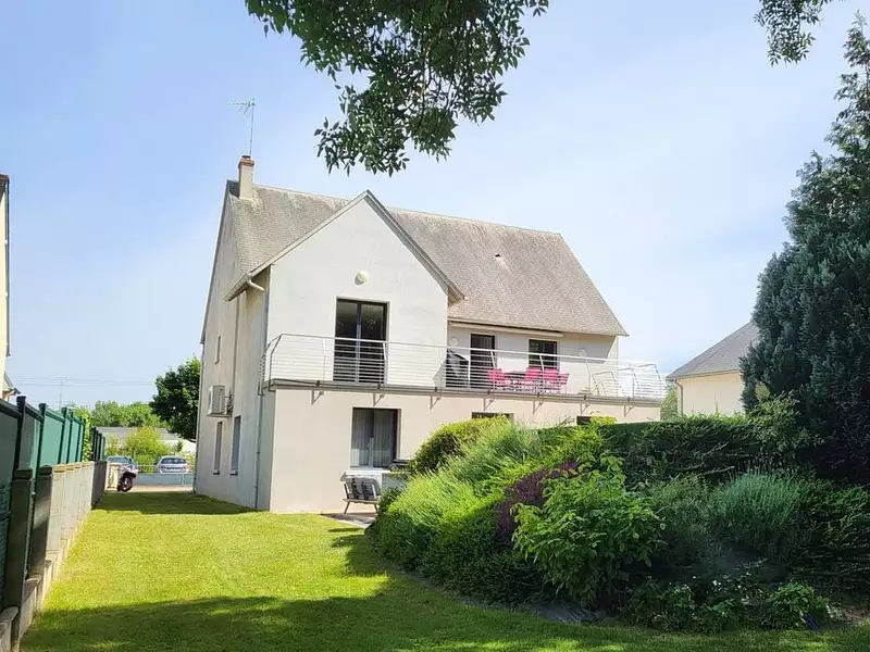 Maison, 250 m²