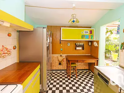 Maison, 165 m²