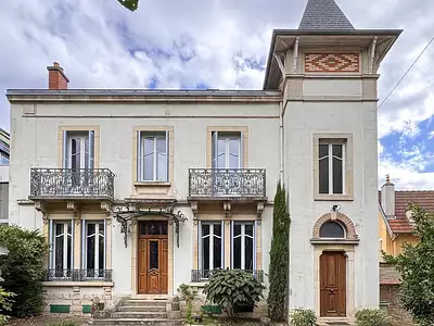 Maison, 250 m²