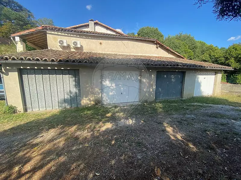 Immeuble, 350 m²