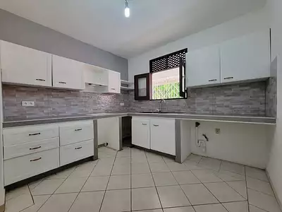 Immeuble, 298 m²