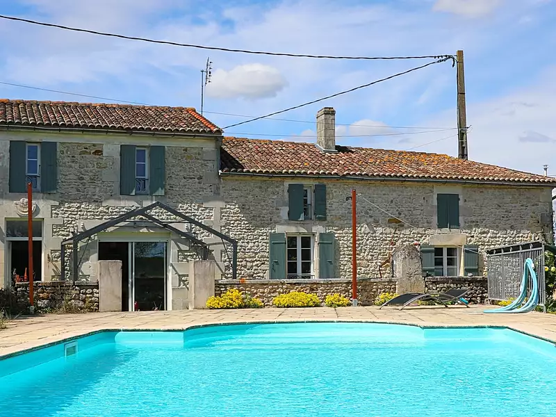 Maison, 217 m²