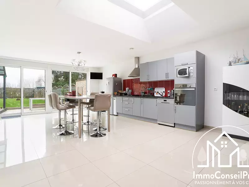 Maison, 141 m²