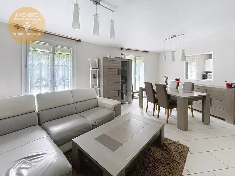 Maison, 107,98 m²