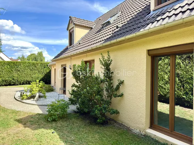 Maison, 177 m²