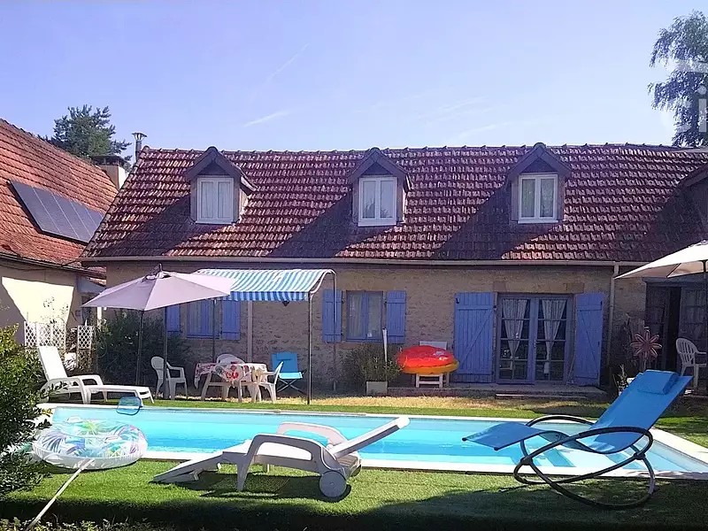 Maison, 235 m²