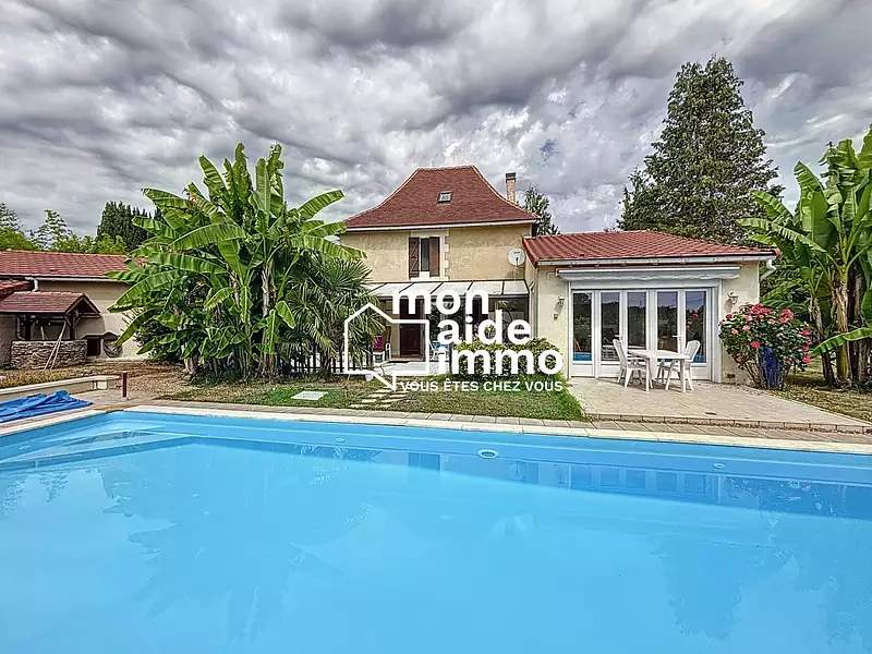 Maison, 160 m²