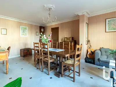 Maison, 180 m²