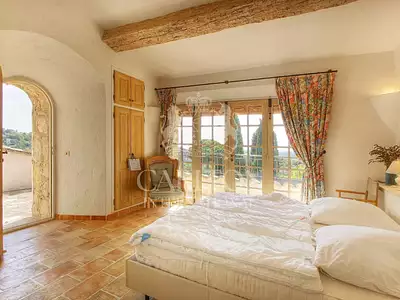 Maison, 250 m²