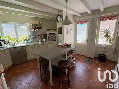 Maison, 216 m²