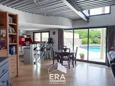 Maison, 144 m²