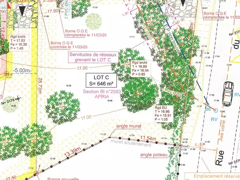 Terrain, 646 m²