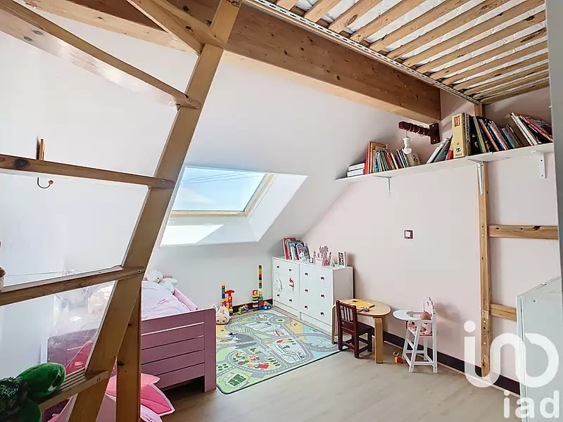 Maison, 215 m²