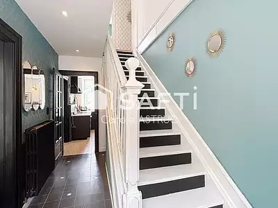 Maison, 280 m²