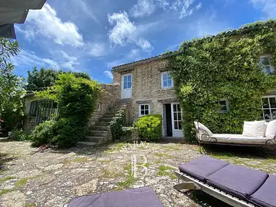 Maison, 230 m²