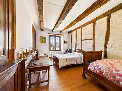 Maison, 239 m²