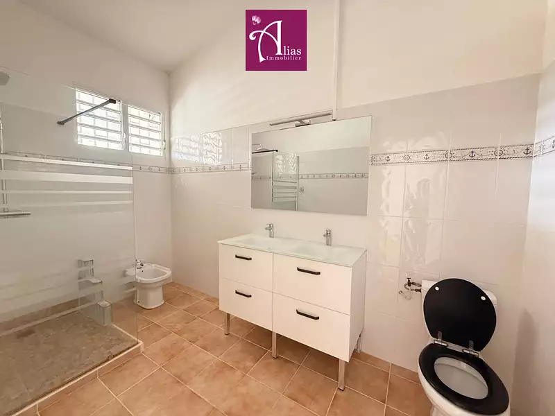 Maison, 137 m²