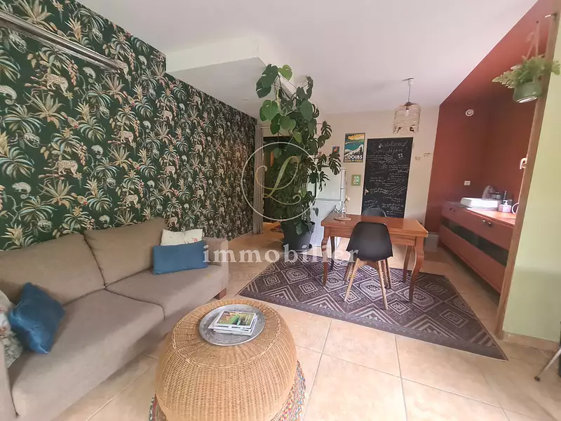 Maison, 245 m²