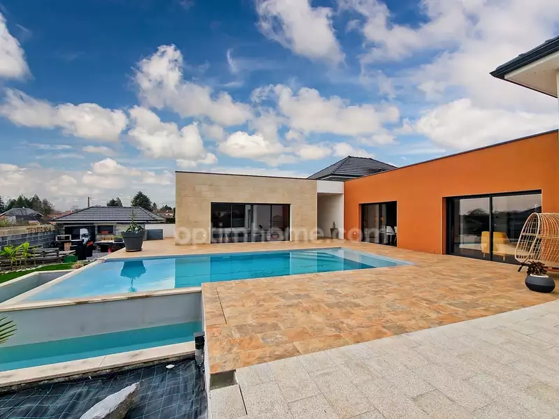 Maison, 180 m²