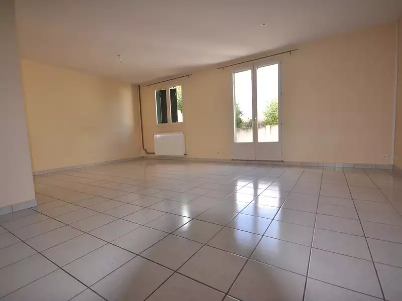 Maison, 83 m²