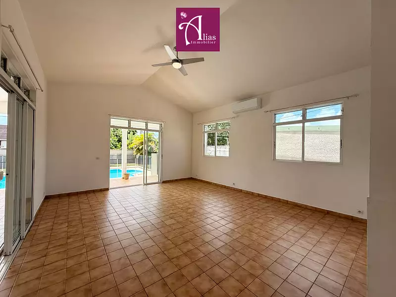 Maison, 137 m²