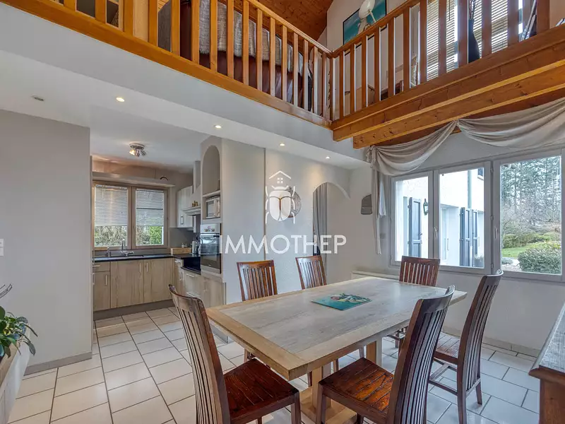 Maison, 225,91 m²