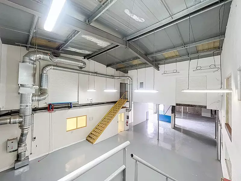 Divers, 1 340 m²