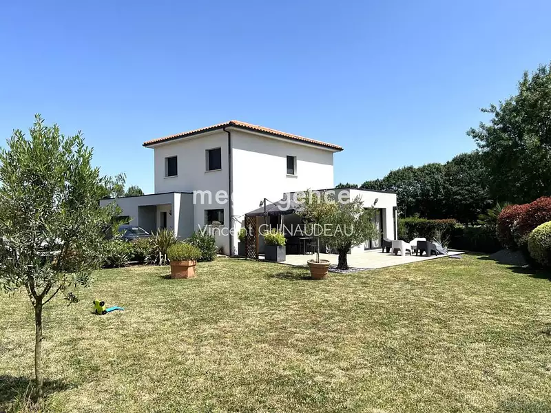 Maison, 116 m²