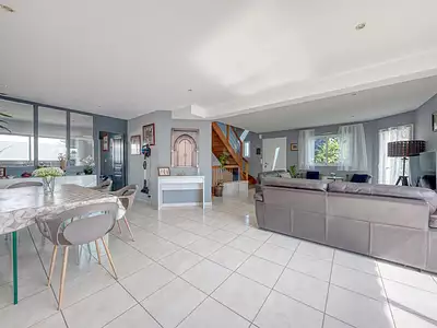 Maison, 145 m²