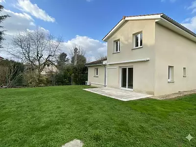 Maison, 94 m²