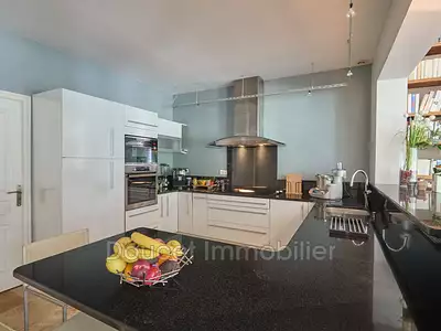 Maison, 210 m²