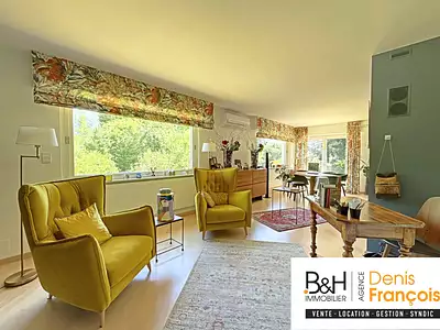 Maison, 266 m²